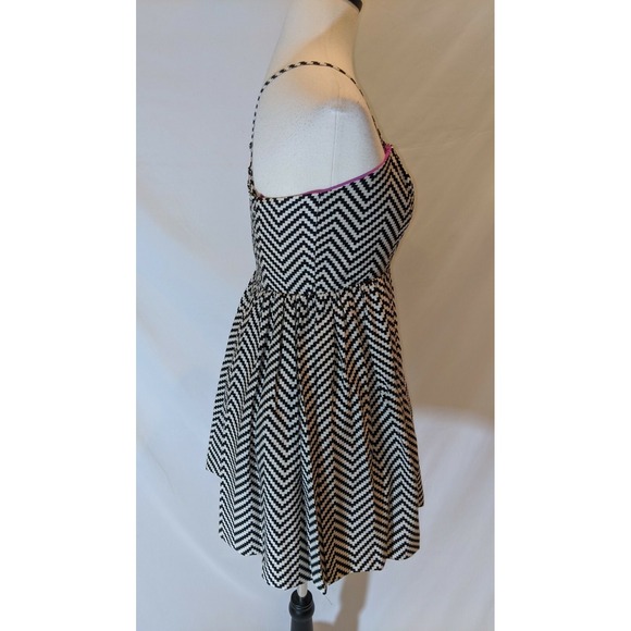 Jessica Simpson Chevron Dress Black White‎ Spaghetti Straps Convertible Lined 4 - Picture 2 of 11